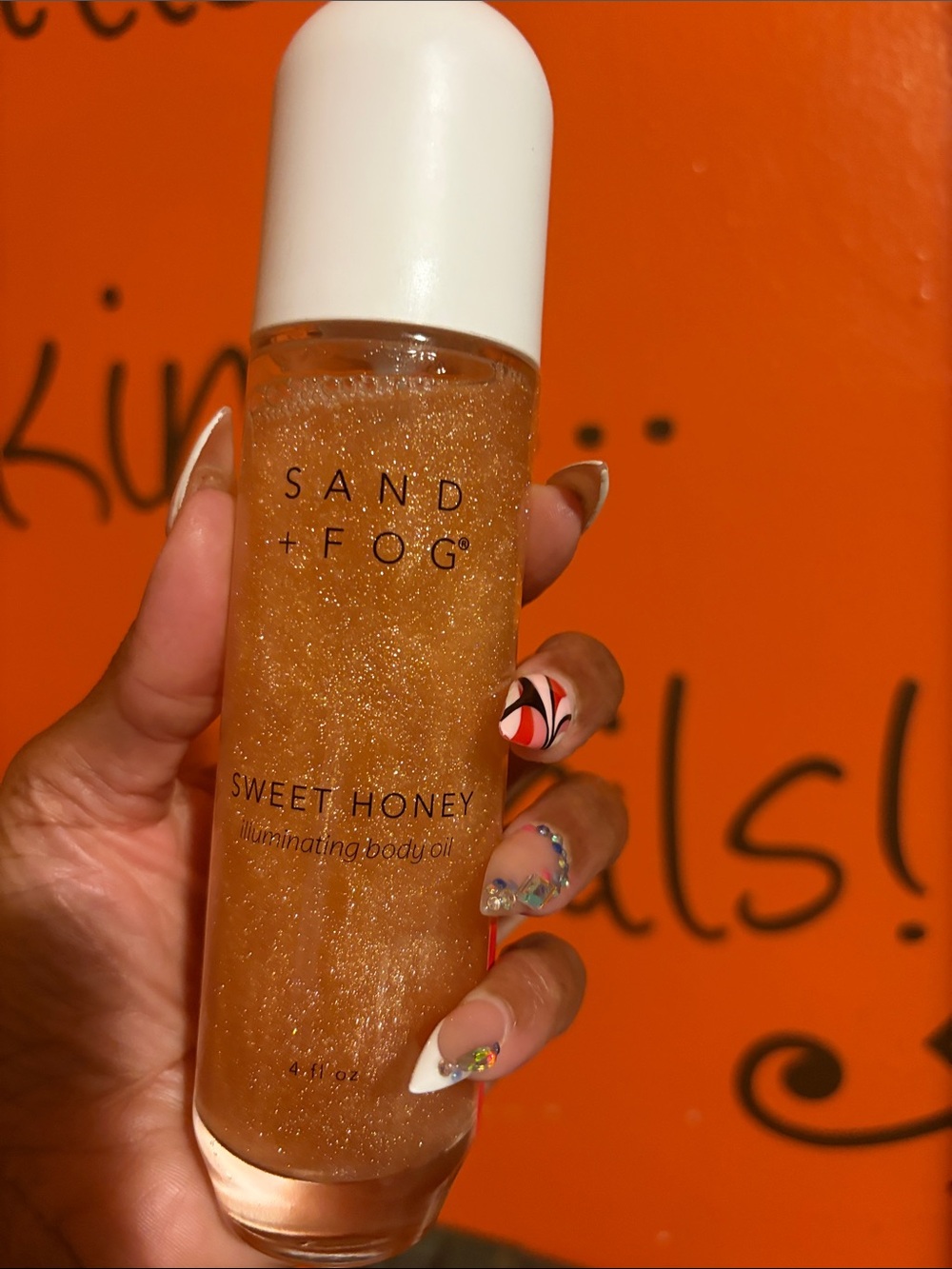 SAND + FOG Sweet Honey Illuminating Body Oil — Golden